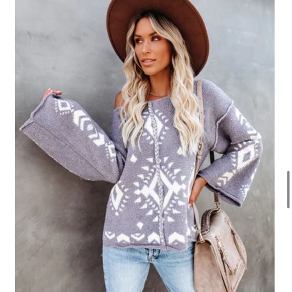 Vici Sweaters - Women’s Aztec Print Teddy Sweater Size Medium